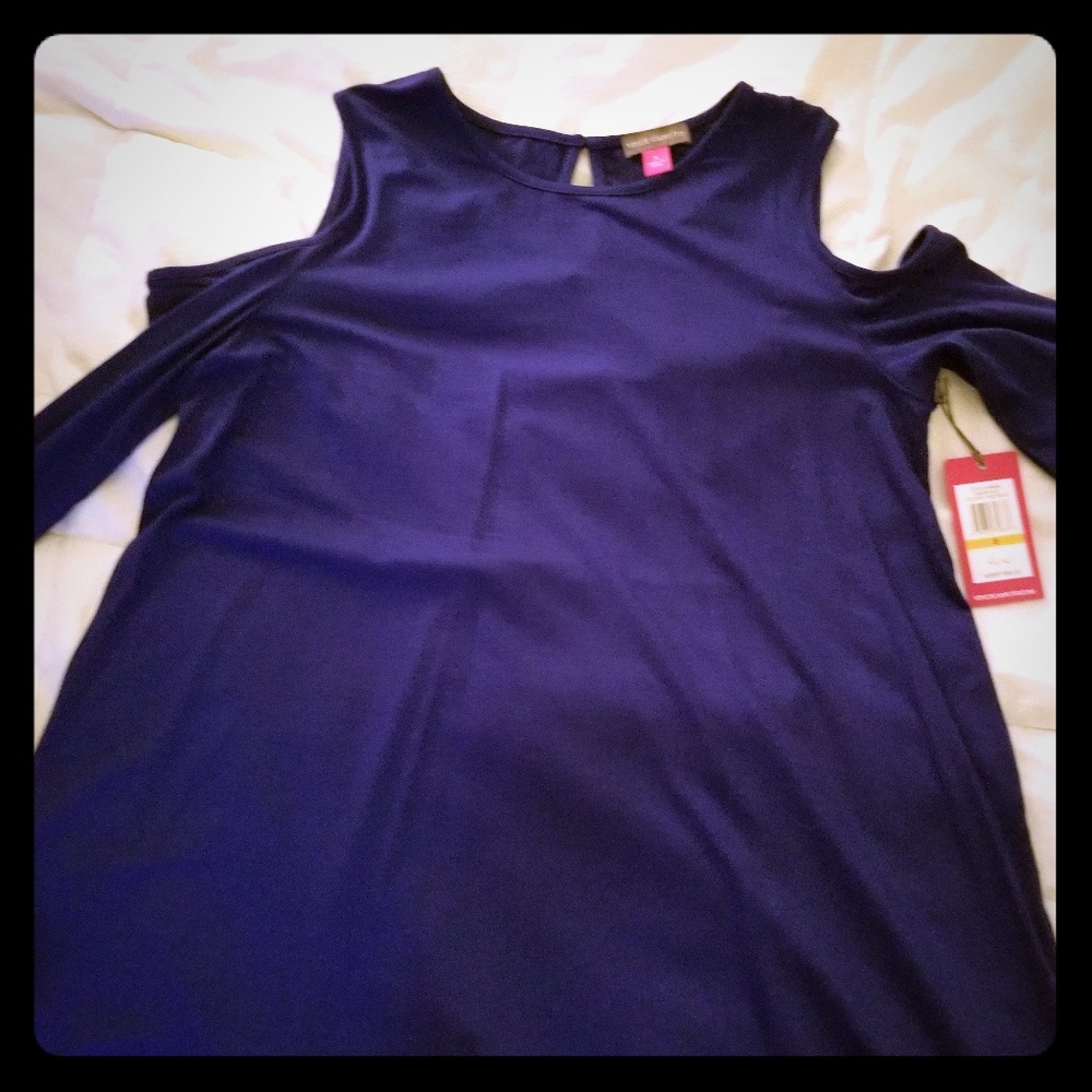 NWT Vince Camuto Off the shoulder shirt